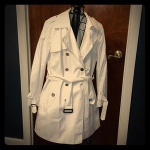 BANANA REPUBLIC Trench Coat 🧥